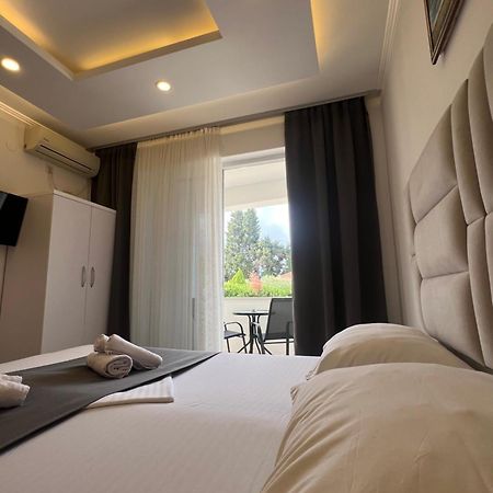 Apartments Fati & Flori Ulcinj Luaran gambar