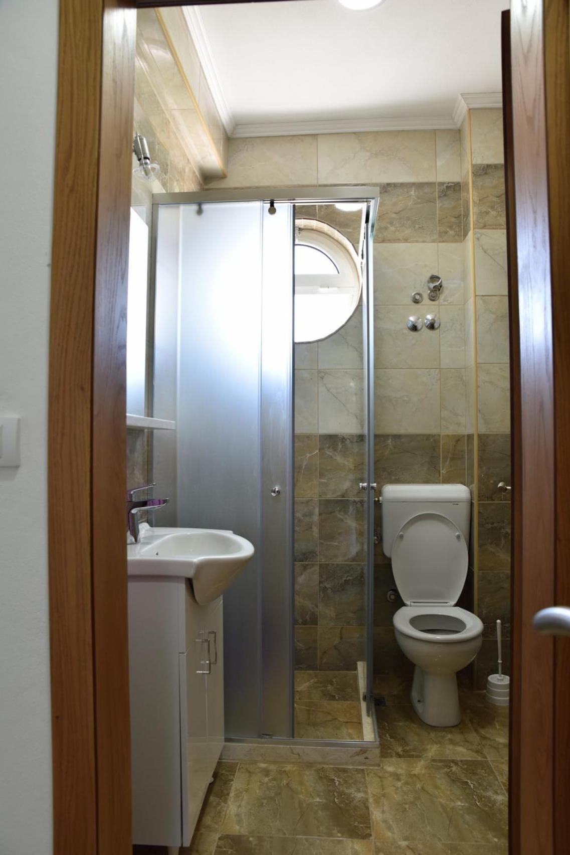 Apartments Fati & Flori Ulcinj Luaran gambar