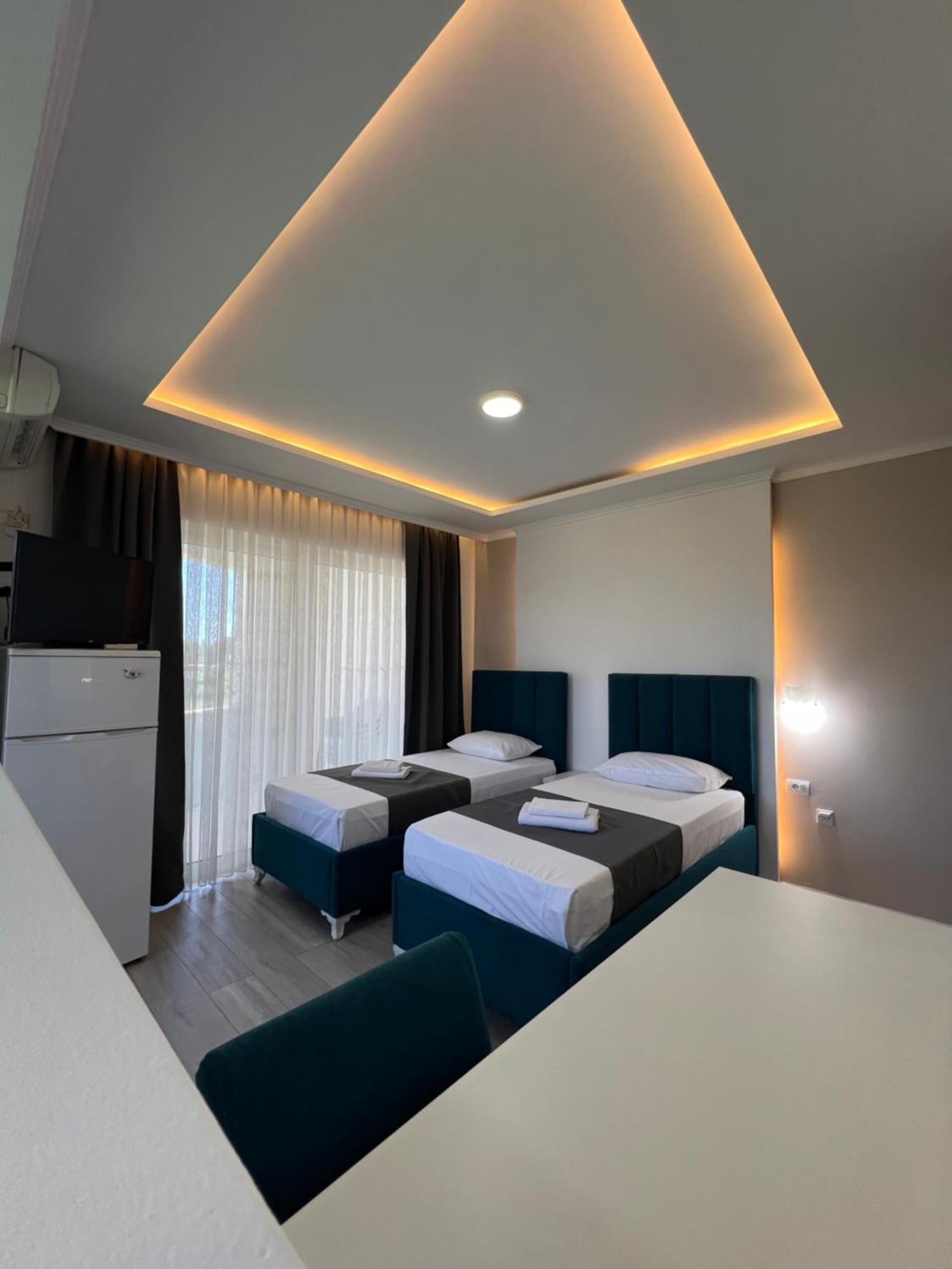 Apartments Fati & Flori Ulcinj Luaran gambar