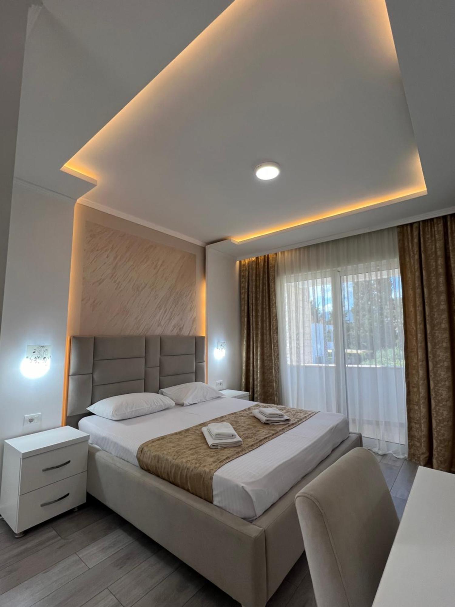 Apartments Fati & Flori Ulcinj Bilik gambar