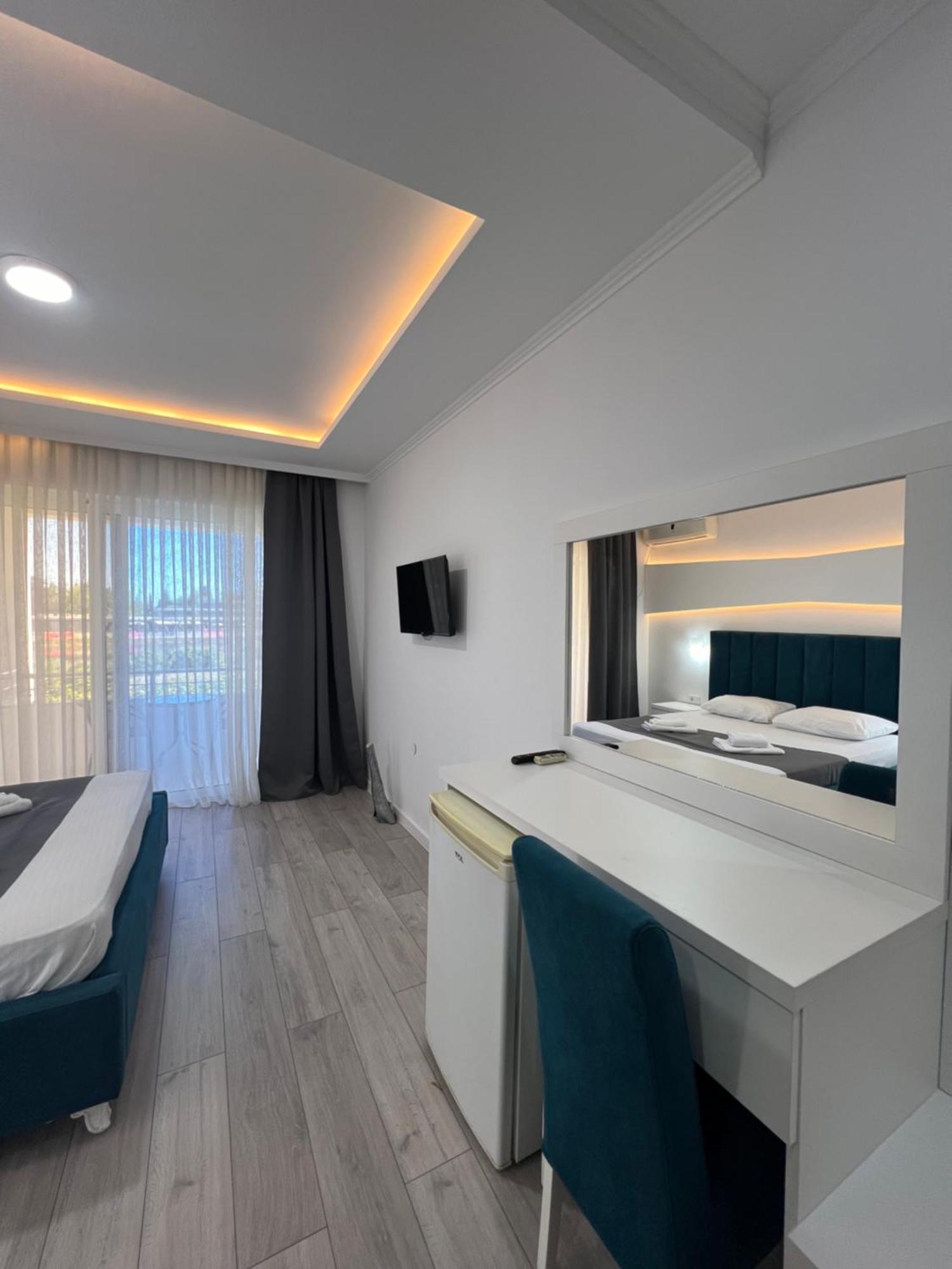 Apartments Fati & Flori Ulcinj Luaran gambar
