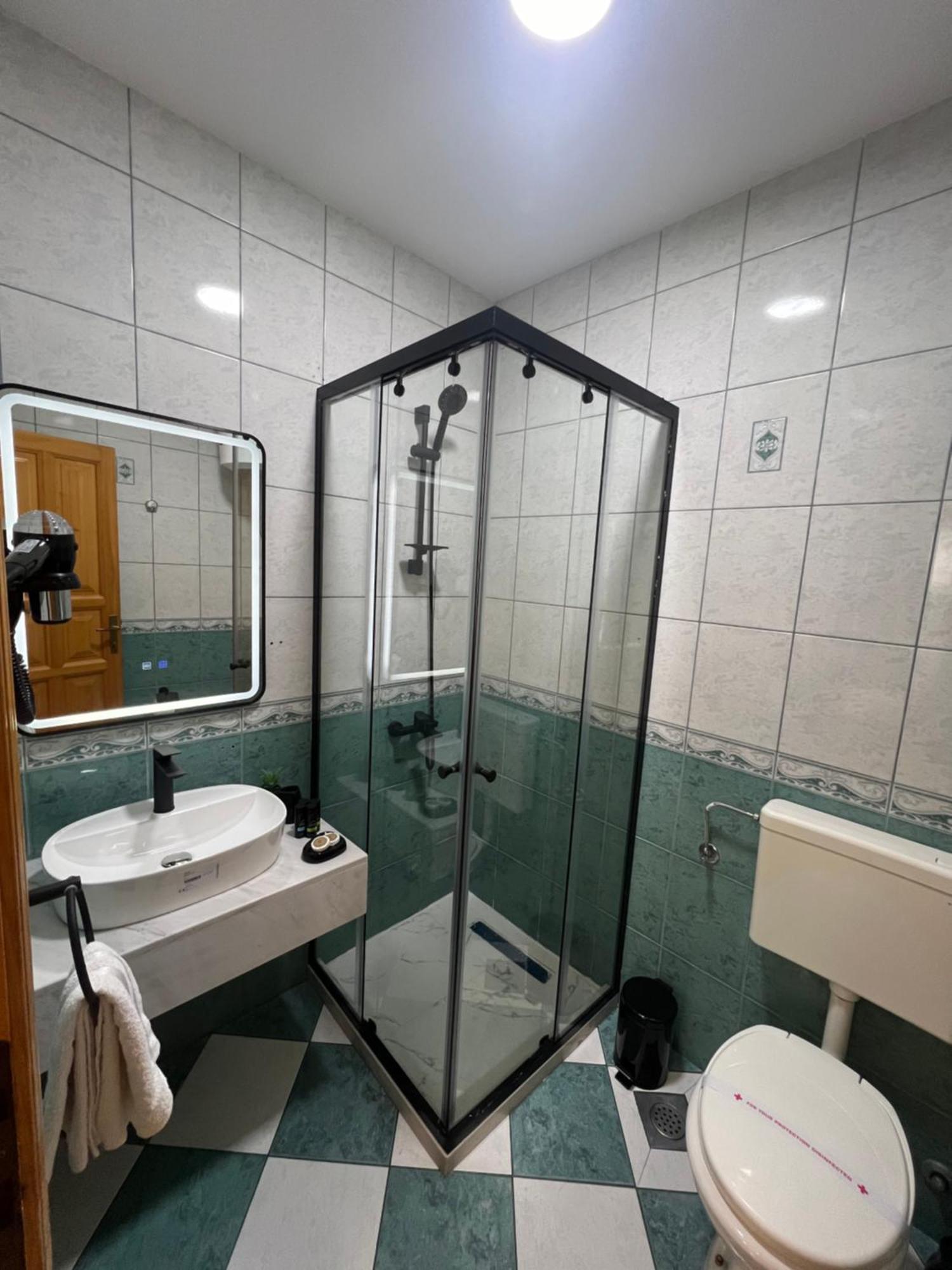 Apartments Fati & Flori Ulcinj Luaran gambar
